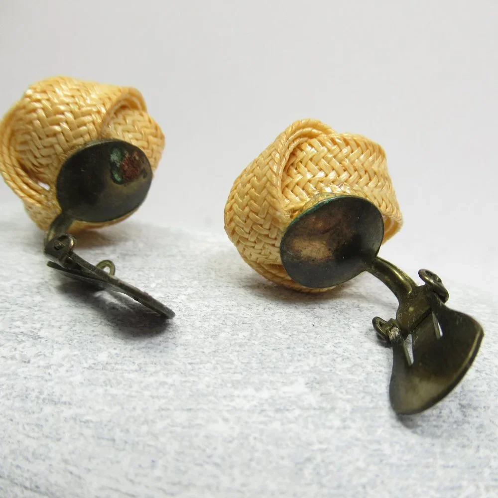 Vintage knot clip earrings